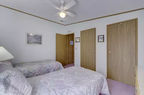 609 Outrigger Ct, Hampstead, NC 28443 photo 19