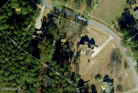 219 Small Dr, Elizabeth City, NC 27909