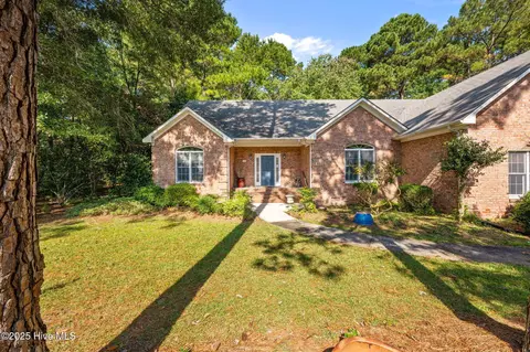 1209 Carmel Ln, New Bern, NC 28562