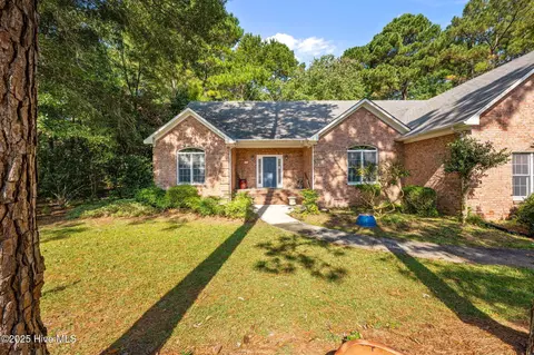 1209 Carmel Ln, New Bern, NC 28562