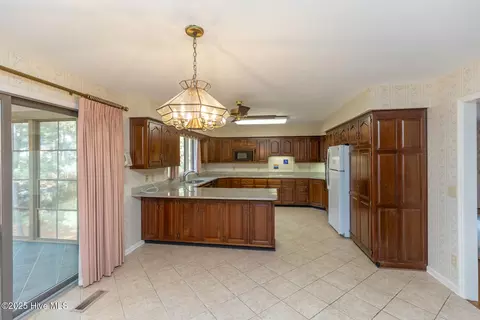 Kitchen - 2 Parson Rd, Pinehurst, NC 28374 photo 1 of 4