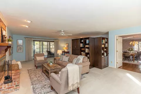 Living - 2 Parson Rd, Pinehurst, NC 28374 photo 1 of 4