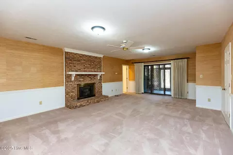 Living - 2 Parson Rd, Pinehurst, NC 28374 photo 4 of 4