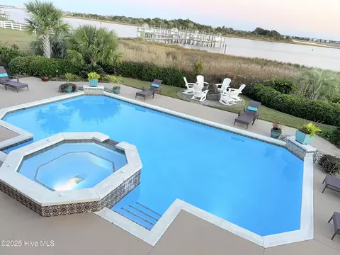 84 Shipyard Ln, Hampstead, NC 28443 photo 2