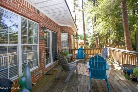 Exterior - 175 Tamarisk Ln, Pinehurst, NC 28374 photo 9 of 11