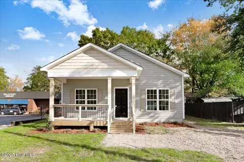 106 W Church St, Nashville, NC 27856