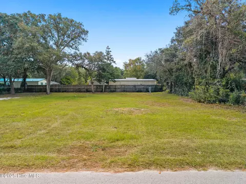 669 Harbor Dr SE, Bolivia, NC 28422