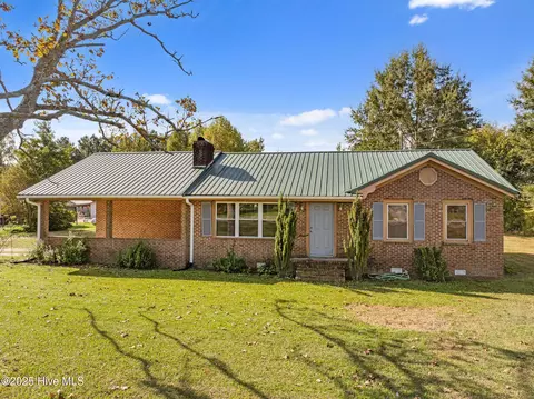 13006 Us 264 Hwy E, Pinetown, NC 27865