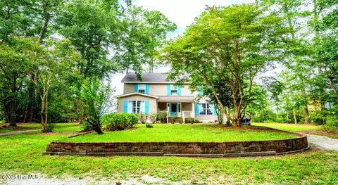 20 Bay Point Rd, Merritt, NC 28556