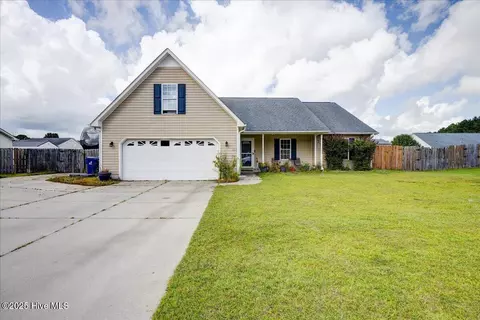 1513 Mesquite Ct, Havelock, NC 28532