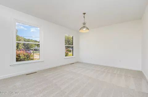Living - 611 E 2nd St, Kenly, NC 27542 photo 5 of 7