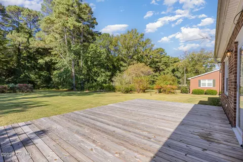 Exterior - 611 E 2nd St, Kenly, NC 27542 photo 3 of 6