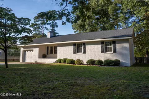 5218 Moye Rd, Trent Woods, NC 28562