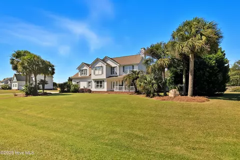 17 E Brenda Lee Dr, Hampstead, NC 28443 photo 5
