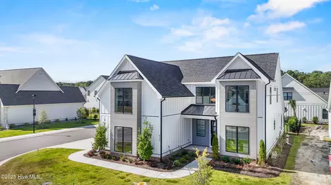 624 Waterstone Dr, Wilmington, NC 28411