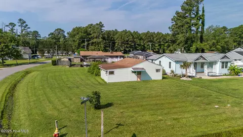101 Cobia St, Moyock, NC 27958