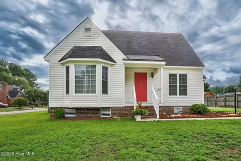 101 Coleridge Ct, Rocky Mount, NC 27803