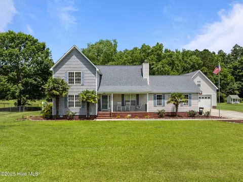 894 Sutters Place Dr, Winterville, NC 28590