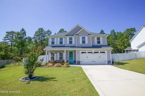 1252 Yellowwood Dr, Aberdeen, NC 28315