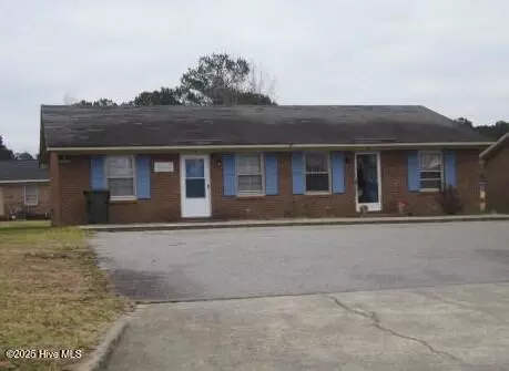 1707 Birchwood Dr SE, Wilson, NC 27893