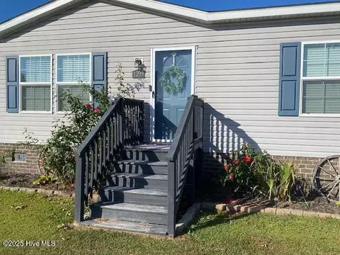1235 Frederick Rd, Chocowinity, NC 27817 photo 3