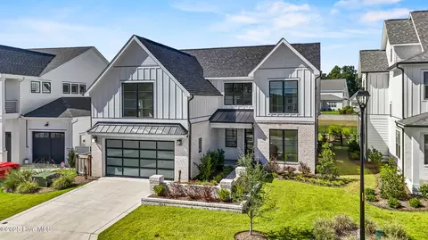 640 Waterstone Dr, Wilmington, NC 28411