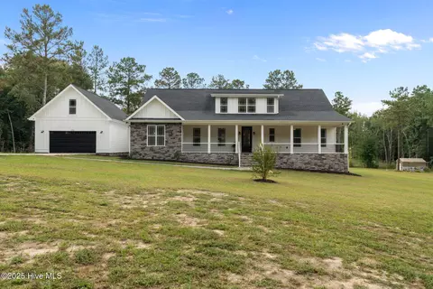 125 Pressley Farm Ln, Cameron, NC 28326