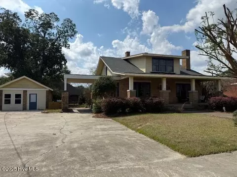 4225 E Church St, Farmville, NC 27828