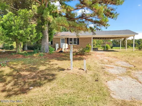 4393 Hassell Rd, Oak City, NC 27857