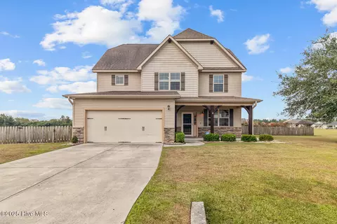 174 River Winding Rd, Jacksonville, NC 28540