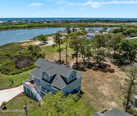 3953 Palm St SE, Bolivia, NC 28422