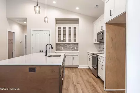 Kitchen - 115 Sandy Pl, Pinebluff, NC 28373 photo 1 of 5