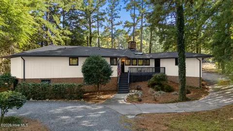40 Inverness Rd, Pinehurst, NC 28374 photo 2