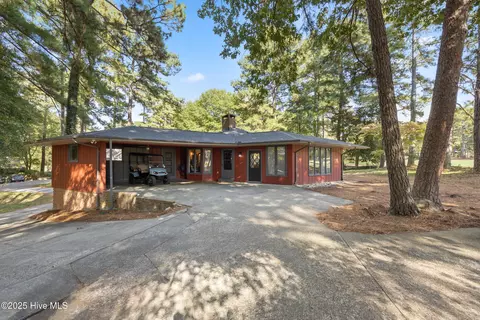 40 Inverness Rd, Pinehurst, NC 28374 photo 4