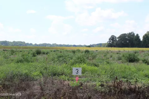 950 Whaley Rd, Kinston, NC 28501