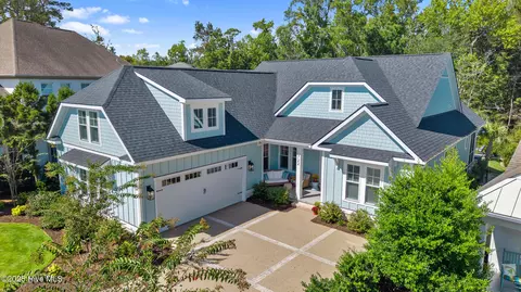 722 Bedminister Ln, Wilmington, NC 28405
