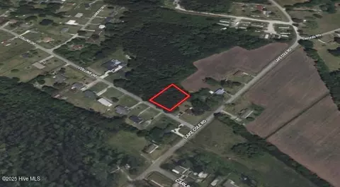 35 Collins Dr, Midway Park, NC 28544