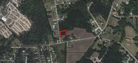 35 Collins Dr, Midway Park, NC 28544 photo 6