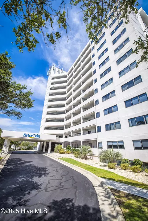 1080 Saint Joseph St #9 E, Carolina Beach, NC 28428