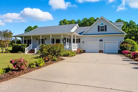 101 Charleston Dr, Grandy, NC 27939