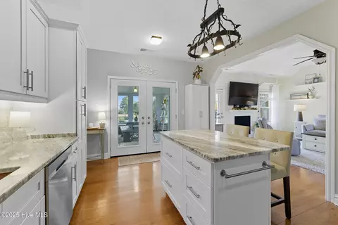 102 Bayshore Ct, Maple, NC 27956 photo 16