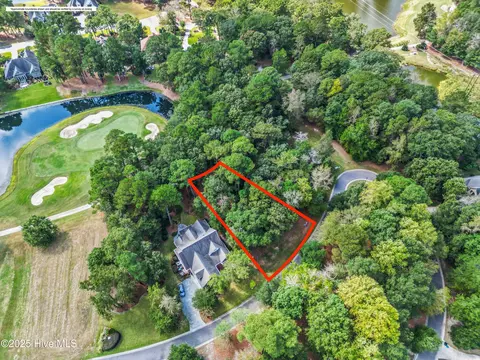205 Legacy Woods Dr, Wallace, NC 28466