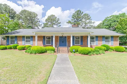 2000 Fairview Way, Greenville, NC 27858