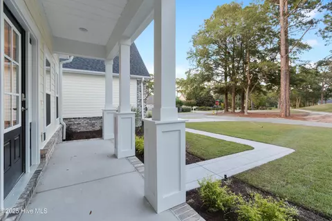623 Wisteria Ln, Sunset Beach, NC 28468 photo 3
