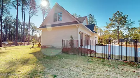 235 Paulson Ct, Pinehurst, NC 28374 photo 6