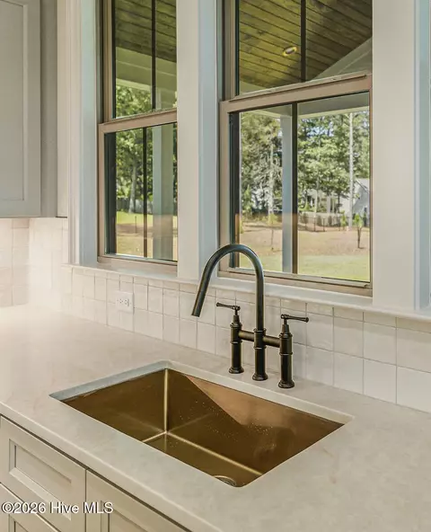 Kitchen - 300 Sloan Ln, Pinehurst, NC 28374 photo 5 of 8