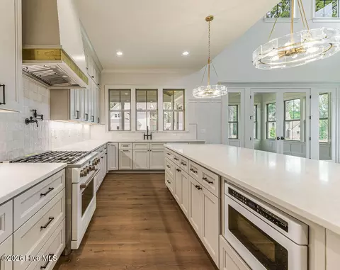 Kitchen - 300 Sloan Ln, Pinehurst, NC 28374 photo 8 of 8