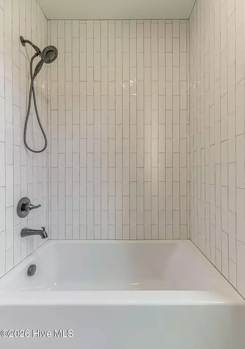 Bath - 300 Sloan Ln, Pinehurst, NC 28374 photo 3 of 5