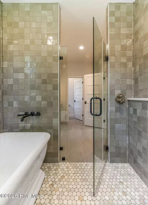 Bath - 300 Sloan Ln, Pinehurst, NC 28374 photo 4 of 6