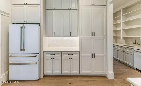 Kitchen - 300 Sloan Ln, Pinehurst, NC 28374 photo 6 of 8